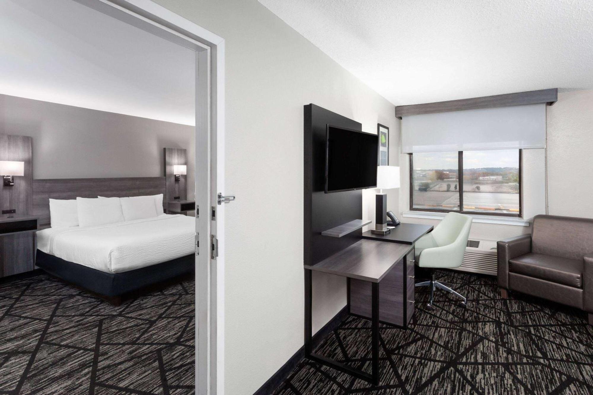 La Quinta Inn By Wyndham Cleveland Independence Eksteriør bilde