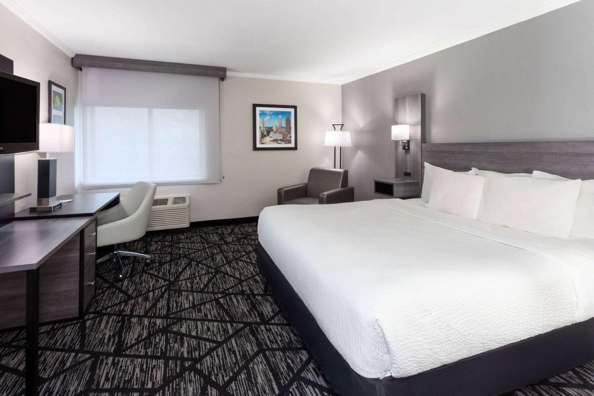 La Quinta Inn By Wyndham Cleveland Independence Eksteriør bilde